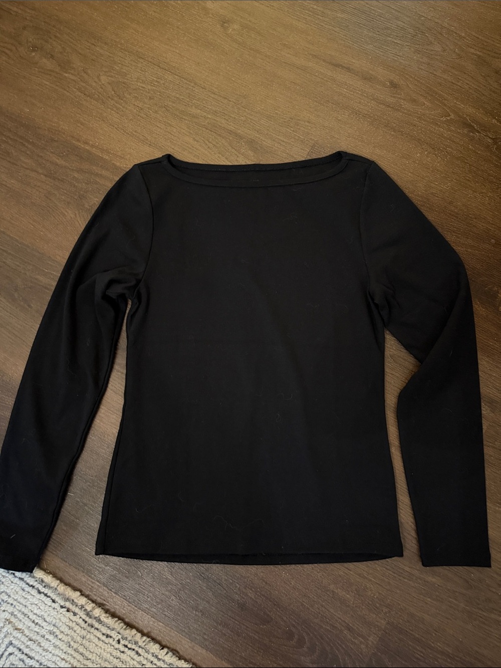 Old Navy Black Long-Sleeve Boatneck Top